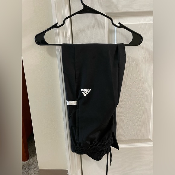 Pants Adidas - Picture 3 of 3